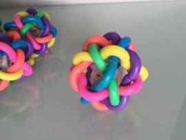 Flechtball *Blinki* mit Blinklicht bunt - Bild vergr��ern 